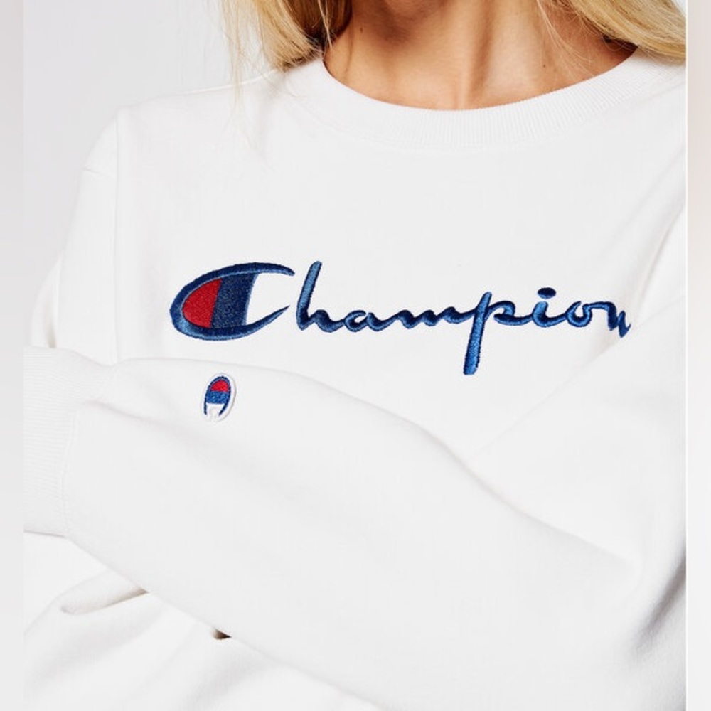 CHAMPION white sweatshirt